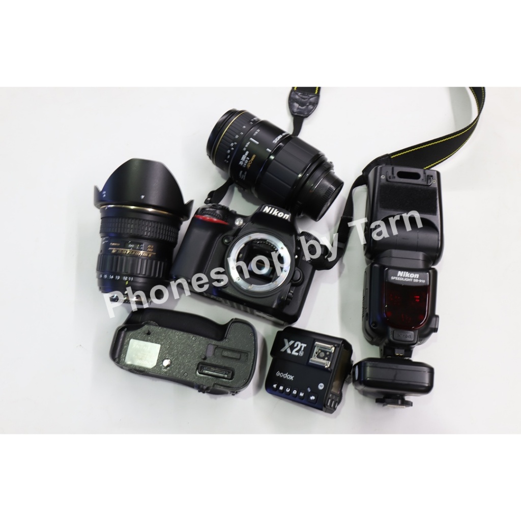 Nikon D7200 + เลนส์ Sigma 70-300mm f4-5.6 + เลนส์ Tokina SD 11-16mm f2.8 + แฟลช 2 ตัว ขาย 16,900 บาท