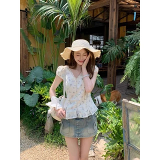Lisa🥨พร้อมส่ง🍨เสื้อเชิ้ตแขนสั้นลายดอกรัดเอวผอมเพรียวสไตล์สาวหวานสไปซี่ลูกไม้แฟชั่นพิเศษ