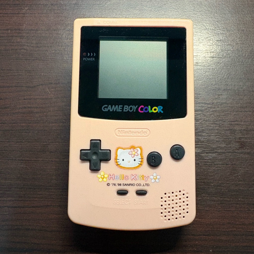 เครื่องแท้ Gameboy Color Hello Kitty แบบแรก (JPN)