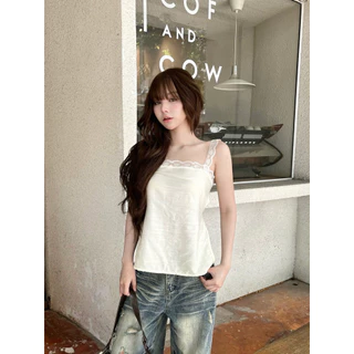 Levenn.bkk • Stella Top เสื้อสายเดี่ยว(เนื้อผ้าบางมากไม่มีซับนะคะ) แต่งลูกไม้ระบายอก หลังเว้า สวย น่ารัก แมทง่าย