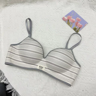 Paly💝005 บราไร้โครงดันทรง เสริมฟองน้ำ ใส่สบาย เสื้อในผู้หญิง สปอร์ตบราไร้โครง ทรงสวย