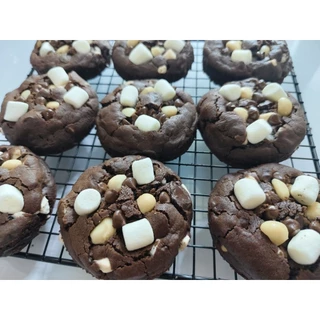 Rocky Road Cookies. ชิ้นละ 75 กรัม