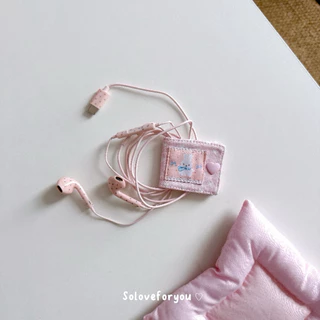 พร้อมส่ง 🇹🇭 SFY 🎧 small talk หูฟังมีสาย ลายดาว ⭐️ (ไม่รวมสายรัด) สีพาสเทลน่ารัก เสียงชัด ไมค์ชัด /TypeC / Aux 3.5 mm
