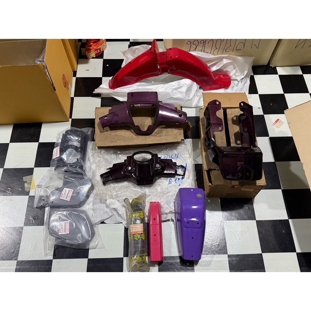 ชุดสีแท้Suzuki RC80-100(กุญแจบน)ทั้งคันแบบคละสีครบชุด