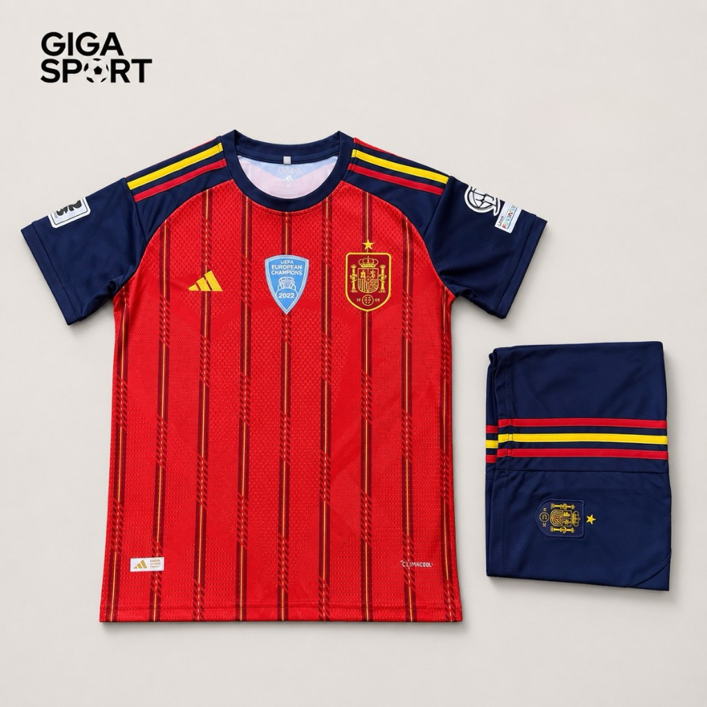 ทีมชาติ สเปน 2026 ชุดกีฬาเด็ก-ผู้ใหญ่ (เสื้อ + กางเกง ) ผ้านิ่ม ใส่สบาย ไม่ระคายเคือง