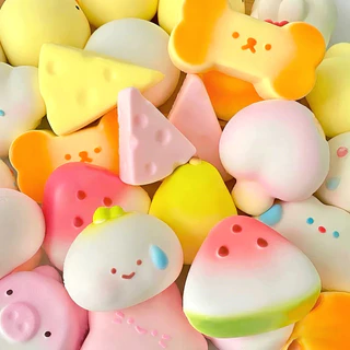 สไลม์ ของเล่นสไลม์ squishy แตงโม ลูกไก่ หมี ฯลฯ สไตล์น่ารัก นุ่มนิ่ม ปลดปล่อยอารมณ์และคลายความเครียด