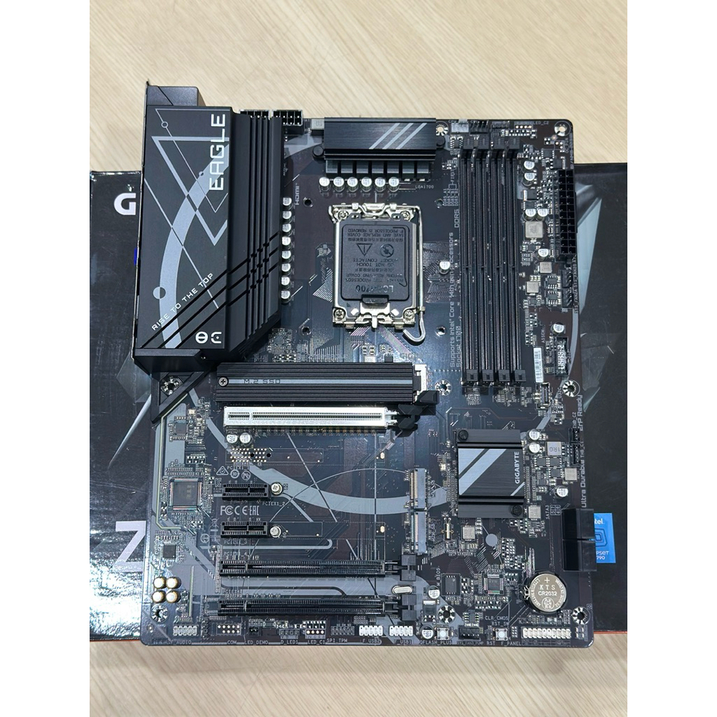 GIGABYTE Z790 EAGLE เมนบอร์ด Intel LGA1700 DDR5 ATX