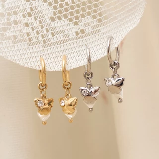 earika.earrings - petite monarch hoop ต่างหูห่วงห้อยผีเสื้อหัวใจ วัสดุสแตนเลส (stainless steel)