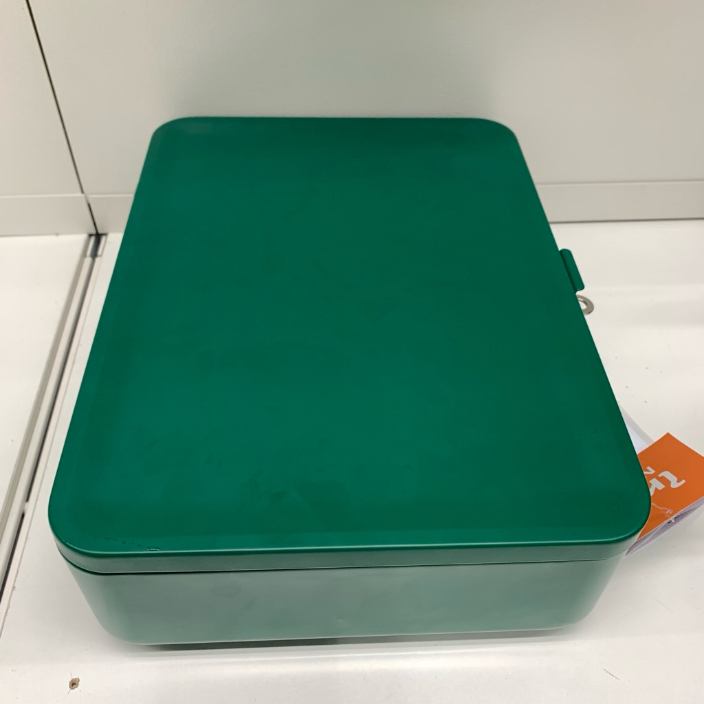 HUSBYÅN ฮูสบียอน ตู้เหล็กIKEA, เขียวเข้ม/เบส 28x11x37.5 ซม.