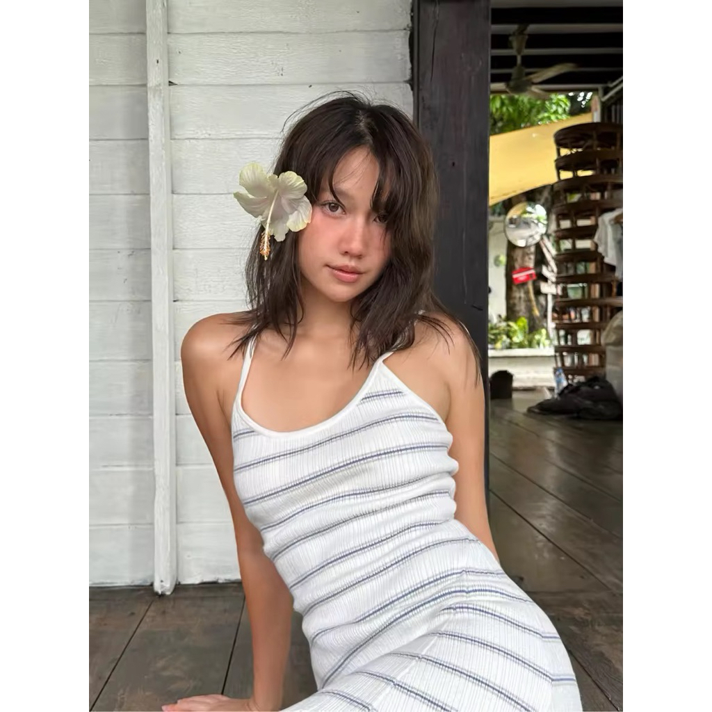 HEARTEYES - MIDI DRESS | ชุดเดรส สั้น เหนือเข่า ผ้านิท ไหมพรม ลายทาง
