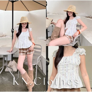 Molly top : เสื้อแขนตุ๊กตา เย็บจีบหน้าอก กระดุมมุก จับจีบชายเสื้อ สม็อคหลัง KN.Clothes