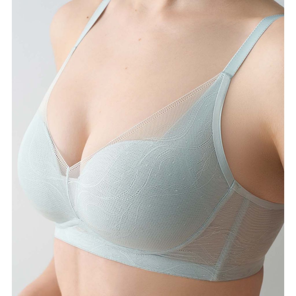 Triumph เสื้อชั้นในไม่มีโครง รูปแบบ Sculpt รุ่น Sheer Breeze HU รหัส 10229994 สีเทาอ่อน 00QX — صورة 4