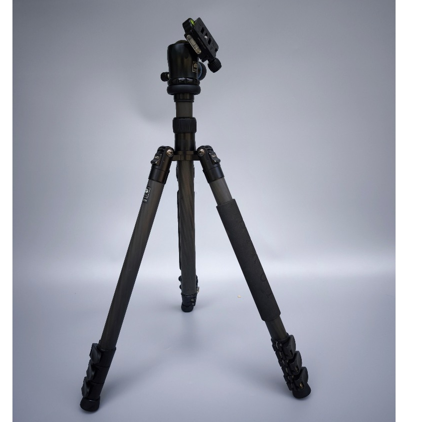 Sirui Carbon Fiber Tripod : EN-2204+K-20X /Ball Head with Monopod