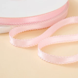 ริบบิ้นโพลีเอสเตอร์ ขอบหยัก ขอบลูกไม้ สีพื้น หน้ากว้าง 1 CM