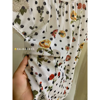 📍พร้อมส่ง📍10069# เสื้อแขนสั้น คอกลม ลายดอก ผ้าตาข่าย เนื้อผ้ายืดหยุ่นได้เยอะ TAG:WG.WE 🇰🇷