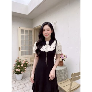 FW212 Callie Dressชุดเดรสสั้นทรงเข้ารูป ผ้า cotton ทอลายเยื่อไผ่สลาฟ ปกบัวแหลมพร้อมเข็มกลัดดอกไม้ ด้านหน้าสายผูกโบว์