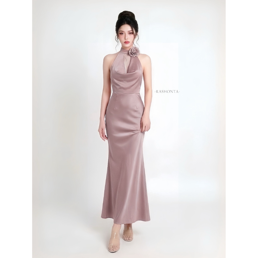 SDF044 : ชุดเดรสยาวคล้องคอ แต่งดอกไม้  ผ้าซาติน ใส่ออกงาน ชุดเพื่อนเจ้าสาว