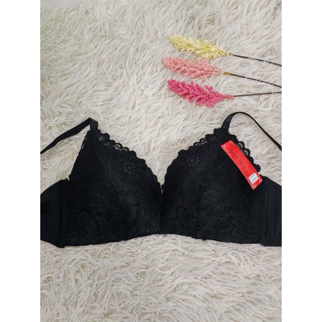 เสื้อชั้นไร้โครงลายลูกไม้ฟองบาง♣️ป้ายDQ bra