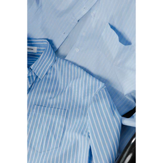 Como shirt Basicselected เชิ้ตคอตตอนอย่างดี แต่งกระเป๋าและห่วงข้างหลัง