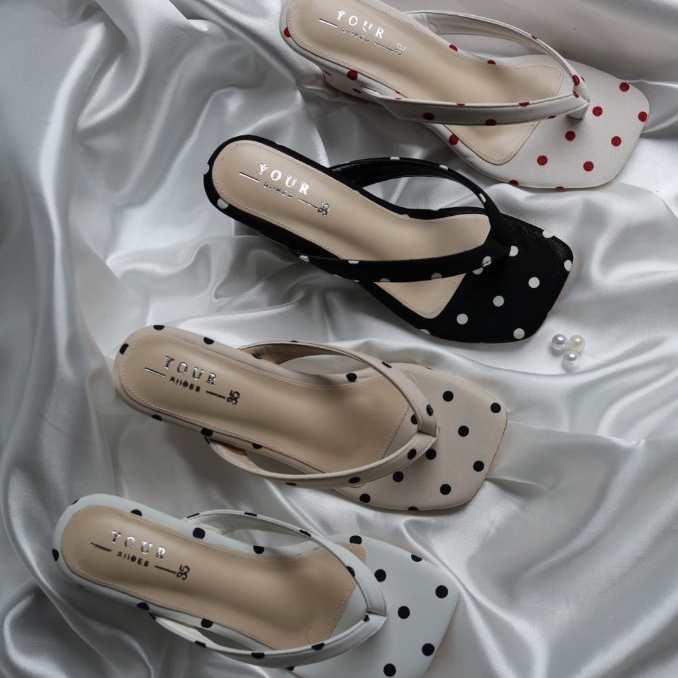 YOURSHOES G1 (เท้าอวบ +1ไซส์*) / รองเท้าส้นสูง 3นิ้ว รองเท้าหูหนีบลายจุด รองเท้าPolkadot
