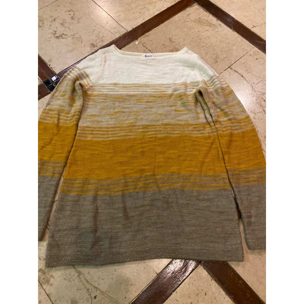(c94)เสื้อไหมพรมจากญี่ปุ่น อก32-34ใส่ได้