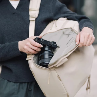 PGYTECH OneGo Lite Backpack กระเป๋าเป้น้ำหนักเบา