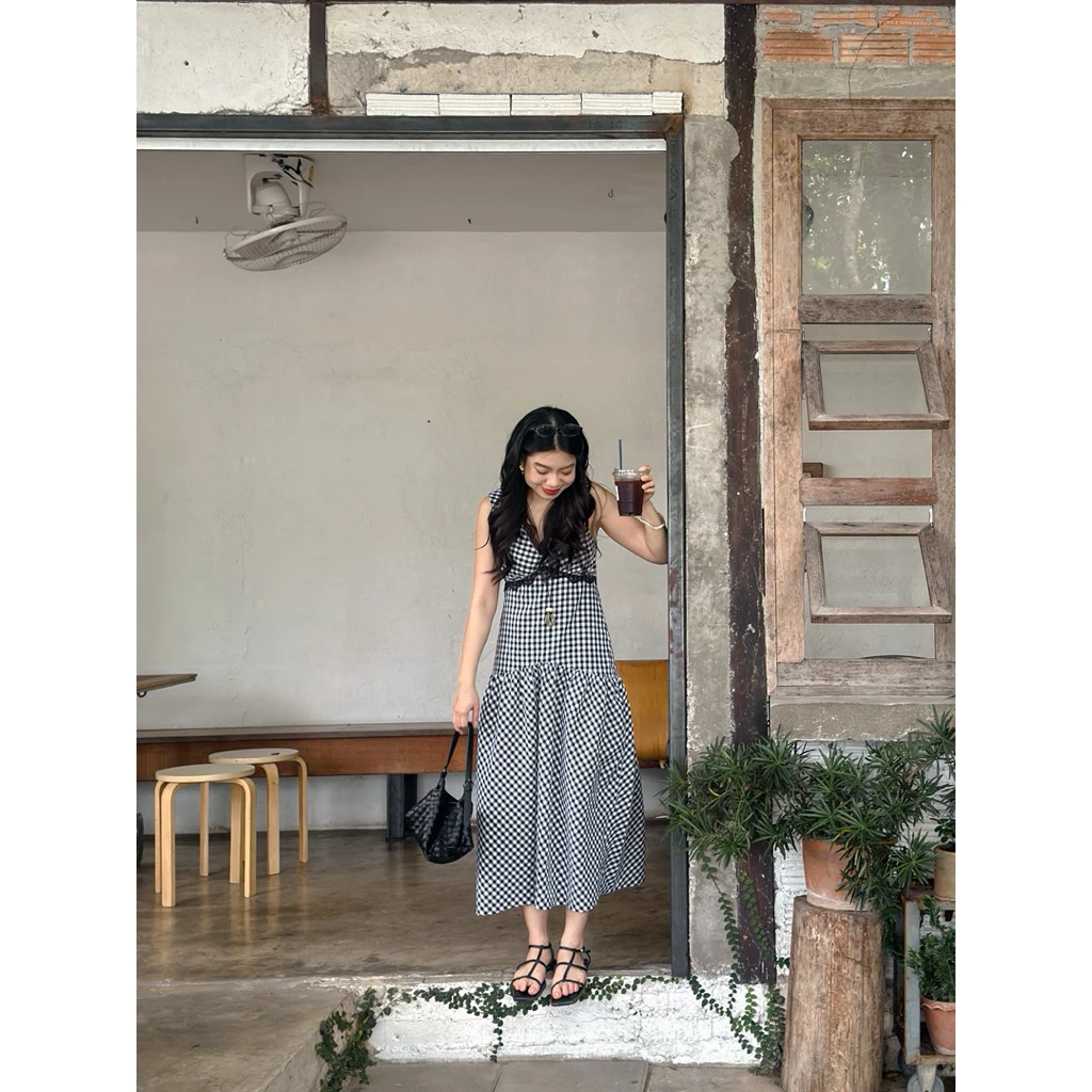 Rosie Dress เดรสยาวลายสก้อต : everydaylookk store