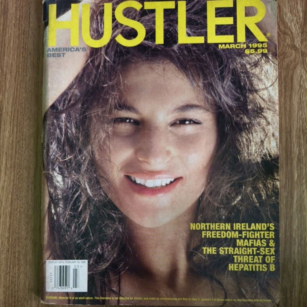 หนังสือเก่า ได้มาไม่เคยเปิด hustler