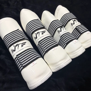 C9# (4ชิ้น) สนับแขนขาWTF สีขาว สนับแข้ง สนัยแขนขา สนับขา สนับแขน เทควันโด PU อุปกรณ์ที่นักเทควันโด มวย เป้าล่อ