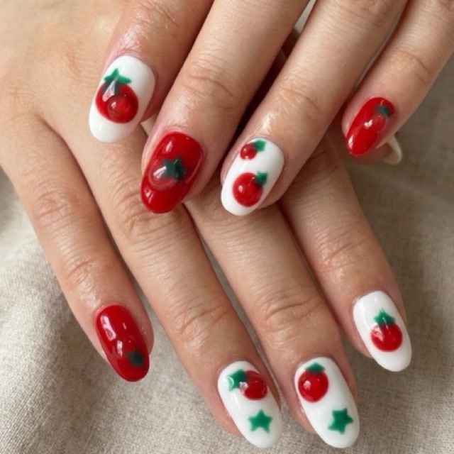 NAIL PP .I Cherry Tomato Crush 1 – เล็บปลอมเจลลายมะเขือเทศ ปั้นนูน 3D แดงตัดขาว สไตล์เกาหลี🍅tomato🍅