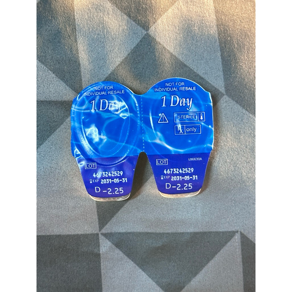 คอนแทคเลนส์รายวัน แบบใส Biomedics 1 Day Plus (แบ่งขาย)