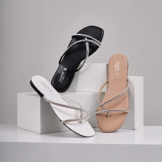 LEAVESSHOES รุ่น GALA รองเท้าแตะแฟชั่นผู้หญิง สายเพชร คริสตัลระยิบระยับ รองเท้าแตะหูคีบ ส้นแบน พื้นนุ่ม ใส่สบาย