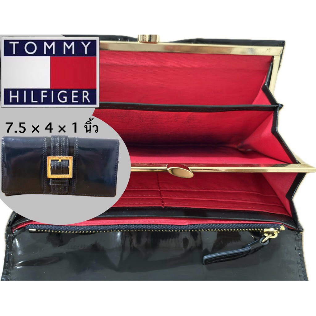 กระเป๋าสตางค์หนังแก้วสีดำ Tommy Hilfiger ดีไซน์โดดเด่นด้วยหัวเข็มขัดสีทองขนาดใหญ่ตรงกลาง   มือสองมีต