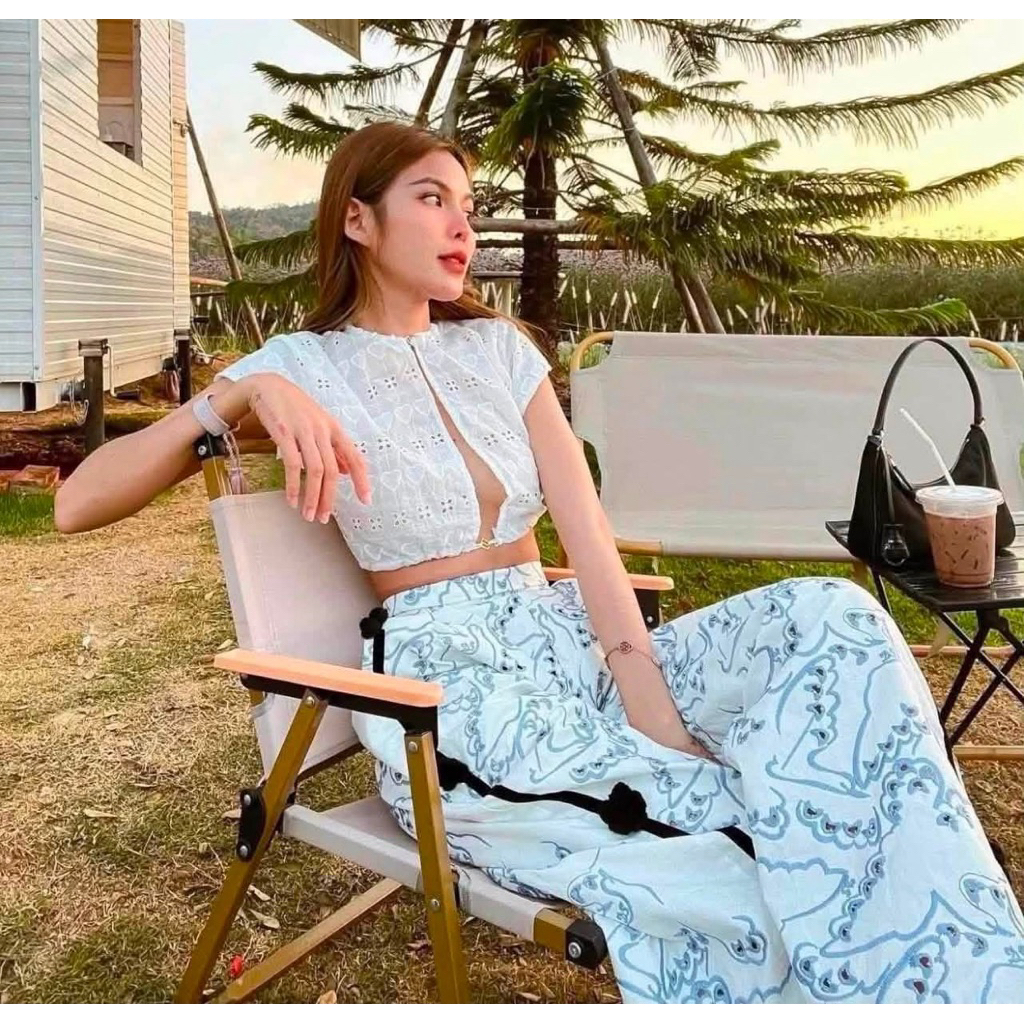 เสื้อ ป้ายpitcha พร้อมส่ง