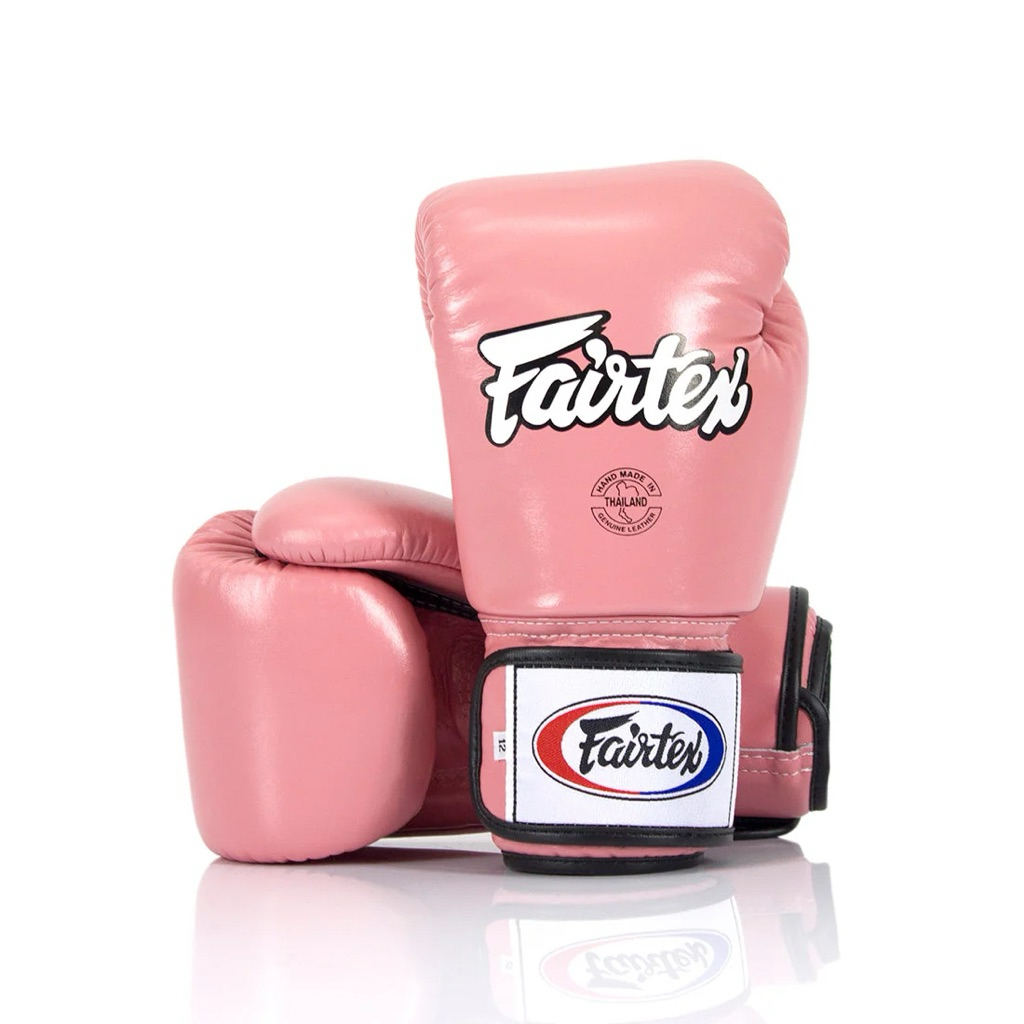 🩵 Fairtex  🩵 ส่งต่อนวม Fairtex หนังแท้ ใช้ไป 5 ครั้ง สภาพดี ไม่มีกลิ่น
