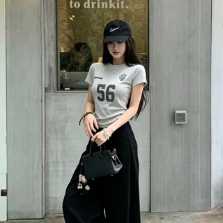 COD พร้อมส่ง เสื้อยืดฤดูร้อนผู้หญิง สีดำรุ่นเบสิค แขนตรงเข้ารูป สไตล์สาวแซ่บอเมริกัน ใส่ได้ทุกลุค