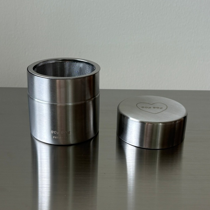 BON BON projects - Matcha stainless sifter box - กระปุกเก็บตัวร่อนผงมัทฉะมาพร้อมตะแกรงร่อน