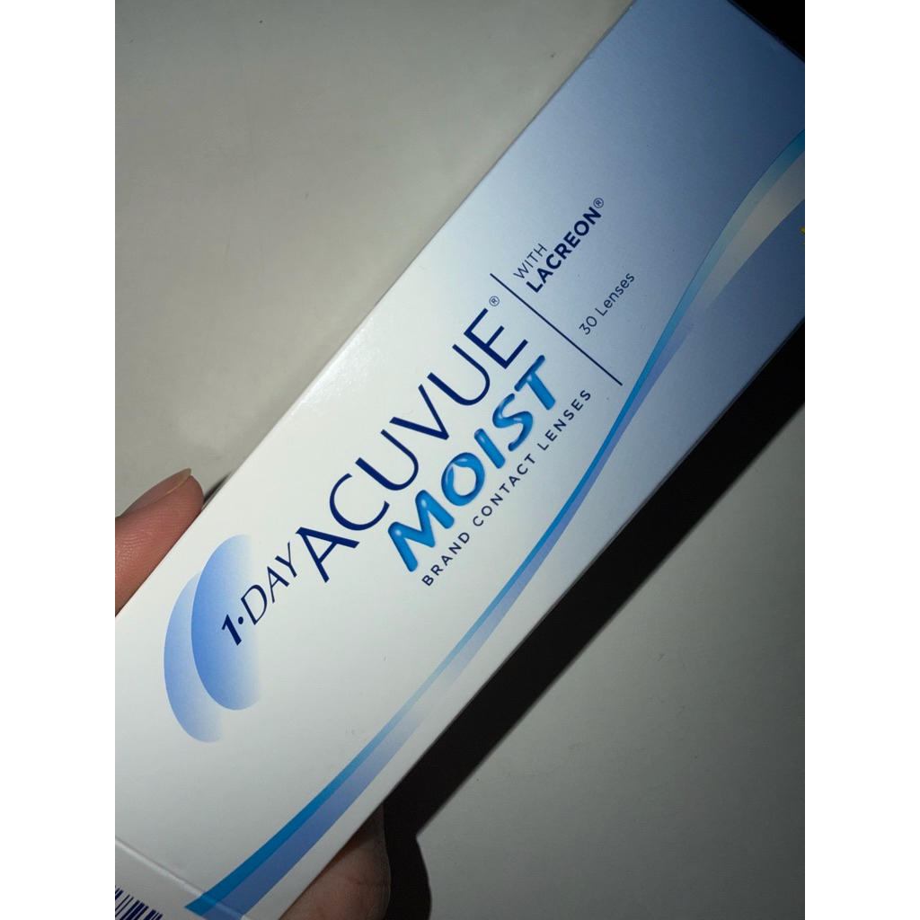 ส่งต่อ คอนแทคเลนส์ 1 Day Acuvue Moist -5.00