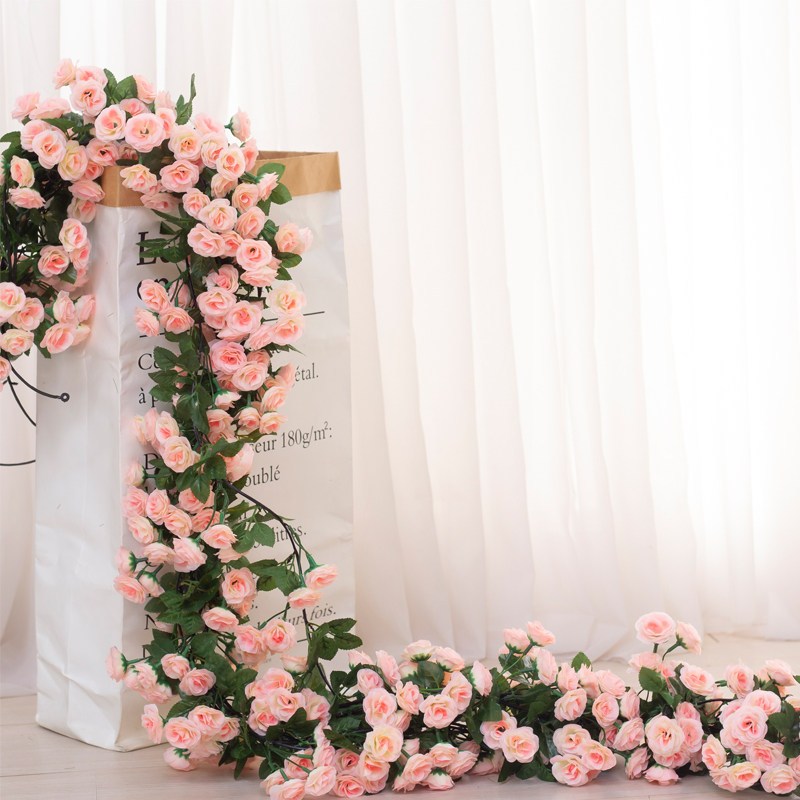 【ซื้อ1 แถม1】 ดอกกุหลาบปลอมเถาวัลย์ยาว230ซม. ตกแต่งโต๊ะ แขวนผนัง งานแต่ง ปาร์ตี้ คริสต์มาส DIY ดอกไม้ประดิษฐ์สวยเหมือนจ