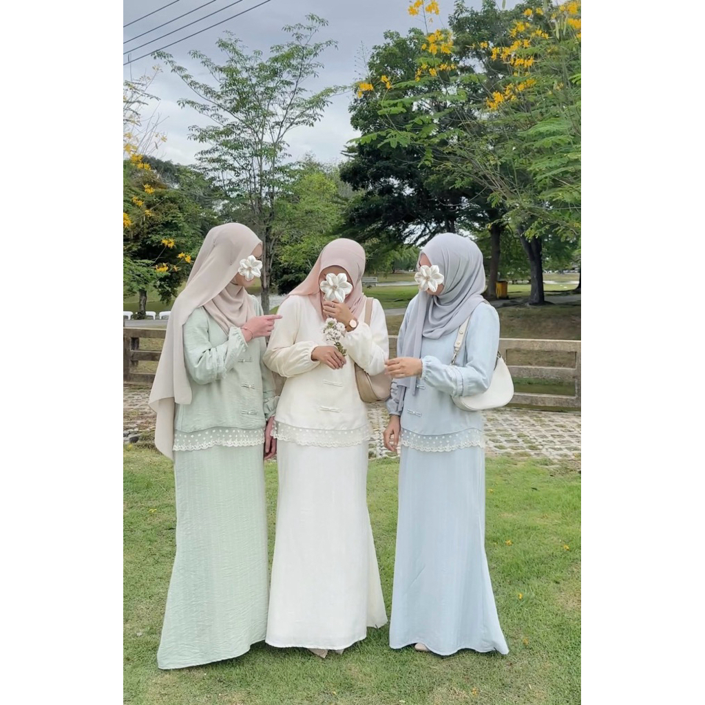 Amalin Set (Set จีน)เรียบหรู ดูละมุนเนื้อผ้าโพลี่พิมพ์ลาย(ลูกไม้ปลายต่างกันเล็กน้อย ขอดูได้งับ)หลังซักผ้าจะหด~1“เผื่อได้