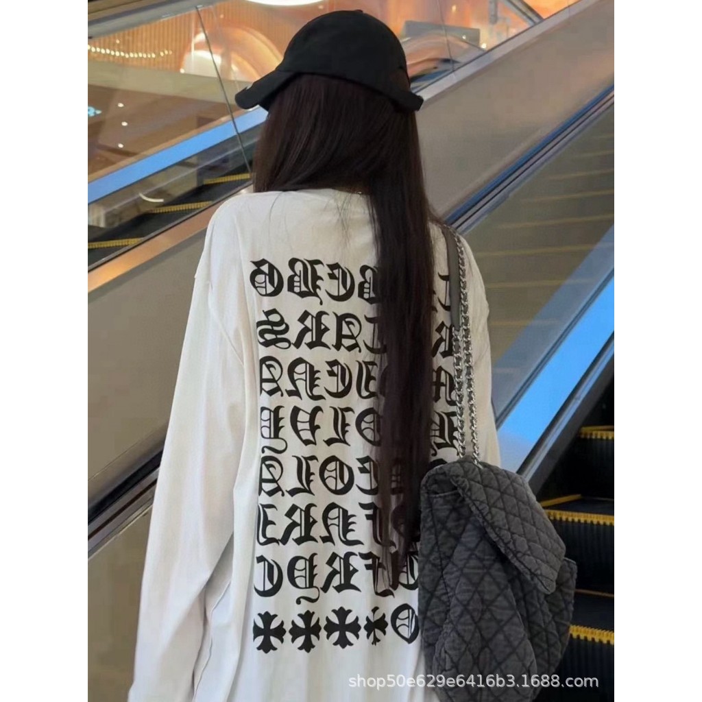 PP231 เสื้อแขนยาว CH ลาย Old English Gothic