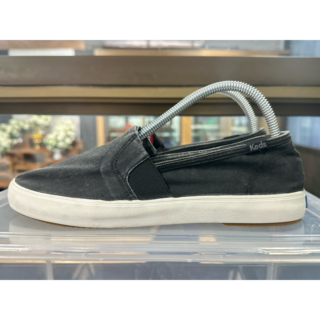 รองเท้ามือสอง✌️ Ked s สลิปออน🥷🏻 size: 40/26