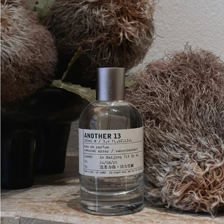 น้ำหอมพกพาขนาด 10ml น้ำหอม EDP แบ่งบรรจุ ขนาดทดลอง กลิ่นไม้หอมละมุน Unisex น้ำหอมยูนิเซ็กซ์