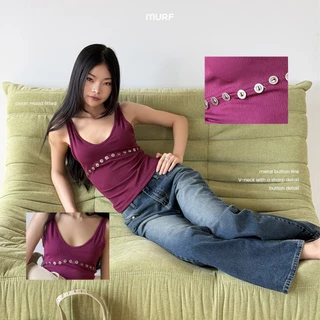 Lya Top | เสื้อคอวี ผ้าGlossyRib ทรงเข้ารูป กระดุมโลหะ ใส่ง่าย แมตช์ง่าย | MURF.BKK | T210