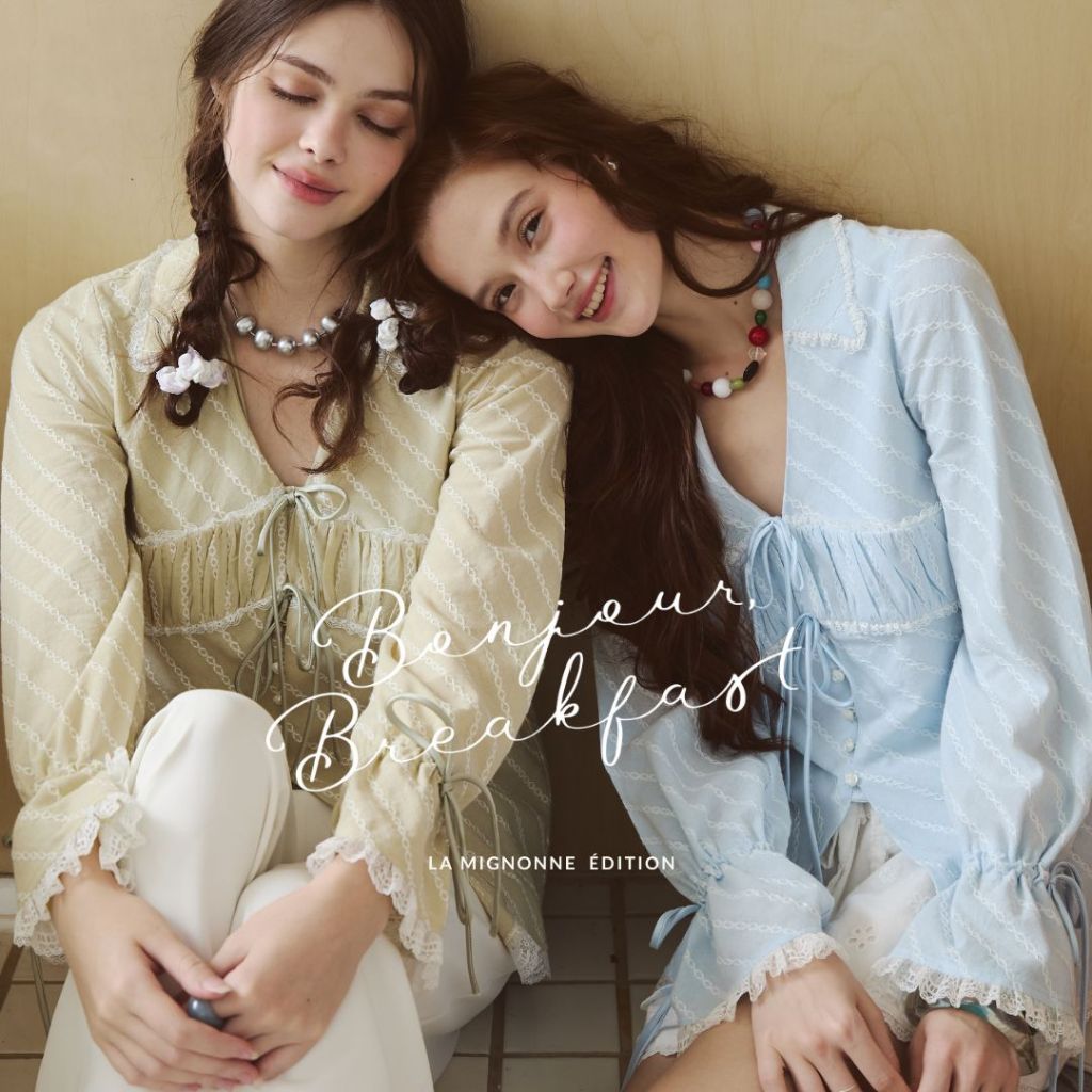 La Mignonne (XS-3XL) Cloudy Lace Top เสื้อใส่เที่ยว แมทซ์ง่าย เนื้อผ้าใส่สบายรับซัมเมอร์ ดีเทลล์แขนเสื้อเป็นระบาย