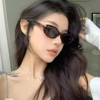 แว่นกันแดดแฟชั่นทรงแคทอายแบบเรียววงรี ใส่ได้ทุกรูปทรงหน้าช่วยป้องกันรังสียูวีที่