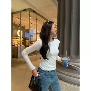 CHANEE STUDIO | Migale Long Sleeve Top เสื้อแขนยาวคอกลมผ้านิ่ม
