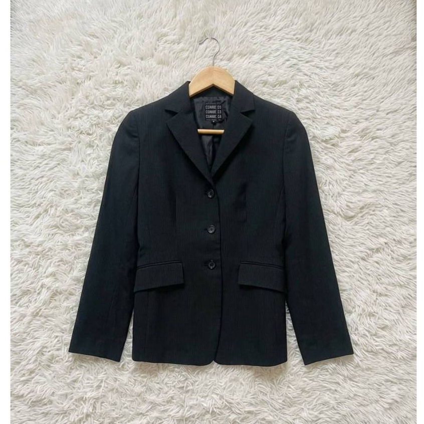 อก 32 สูทมือสอง Blazer ผู้หญิงสีดำริ้ว ทรงสุภาพ  *S133