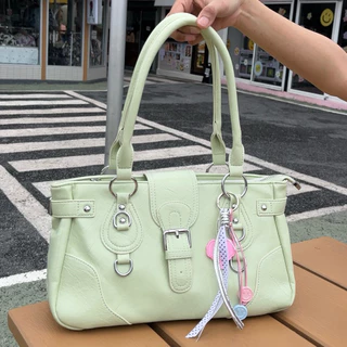 ♡︎24march♡︎ (พร้อมส่ง) กระเป๋าแฟชั่น กระเป๋าสะพายไหล่หนังคุณภาพดี มีสายสะพายยาว #B24240