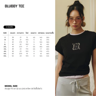 (พร้อมส่ง)CHUUCHOP - (S-6XL) Blubby Tee เสื้อยืดคอกลมปักเพชร เสื้อยืดผู้หญิง เสื้อยืดเบสิก (C8621)